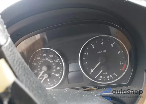 2006 BMW 325I z USA, uszkodzony, nr VIN WBAVB17596NK31298